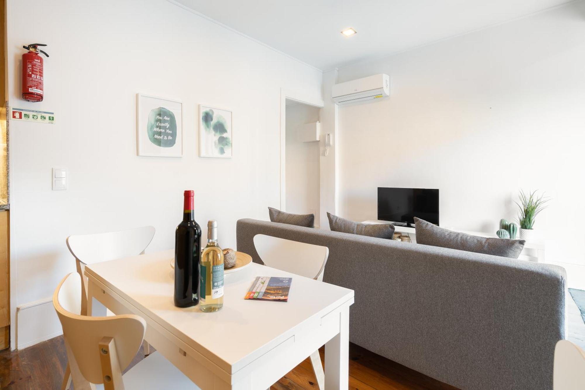 Host Wise - Modern Studios With Terrace - Walk Everywhere OOporto Rum bild